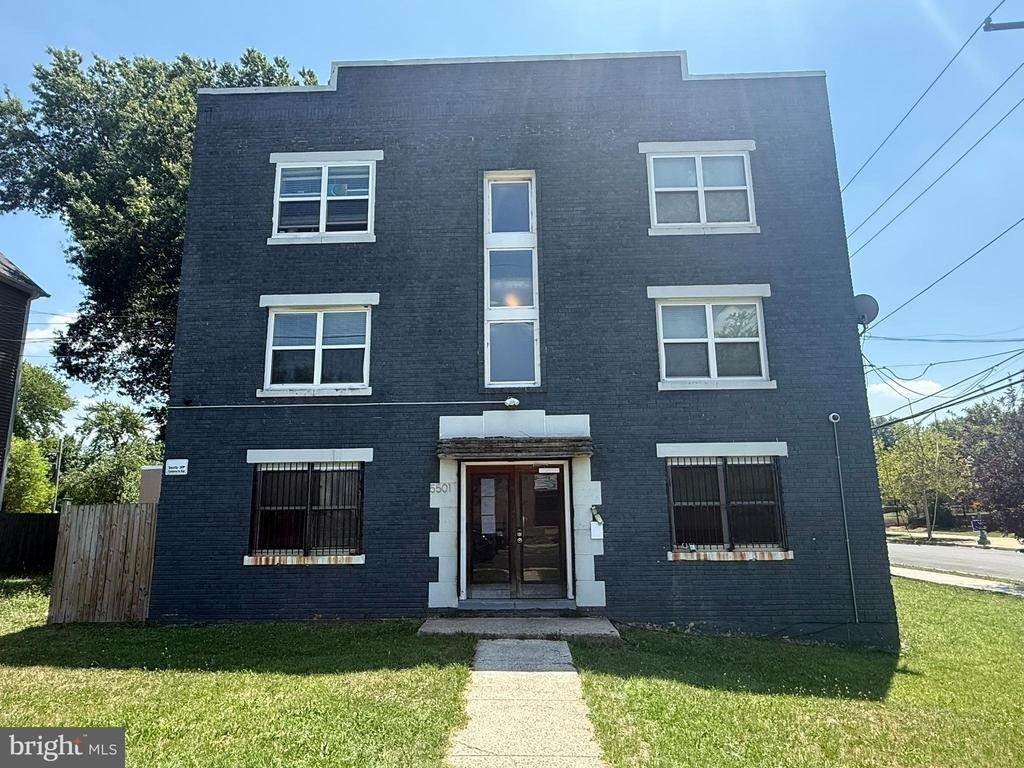 5501 Foote St. Ne - Photo 0