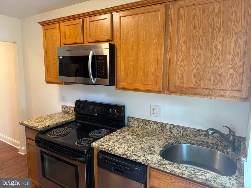 5501 Foote St. Ne - Photo 4