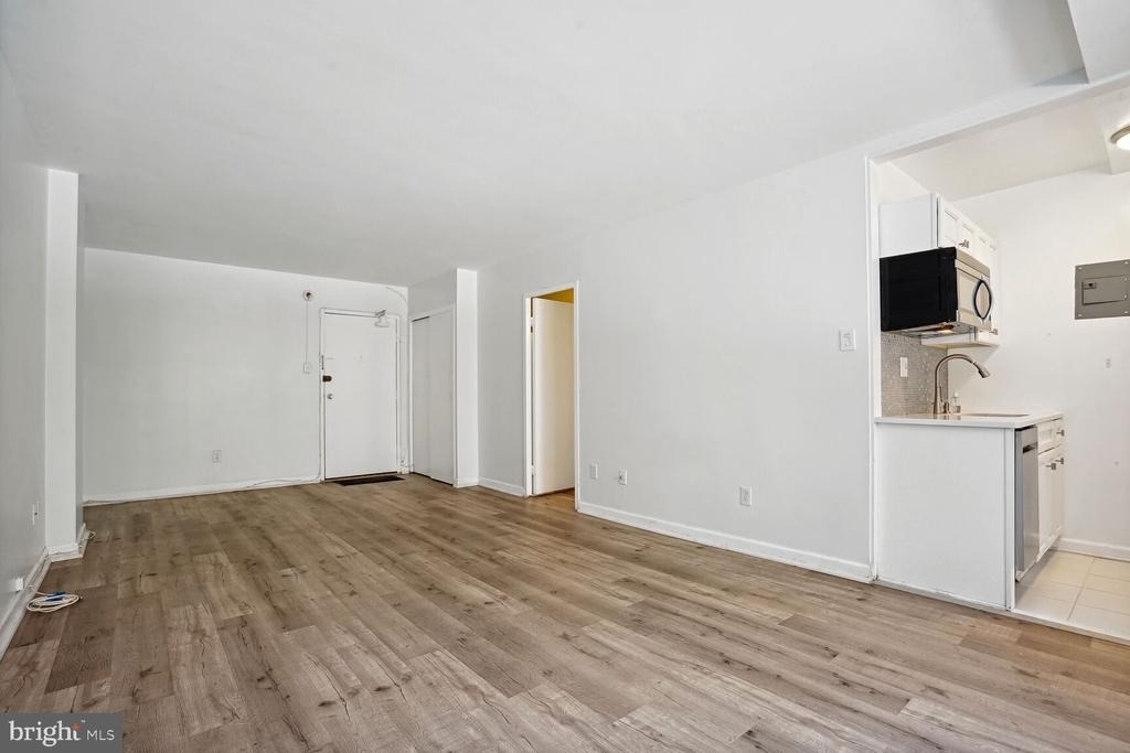 940 25th Street Nw - Photo 7
