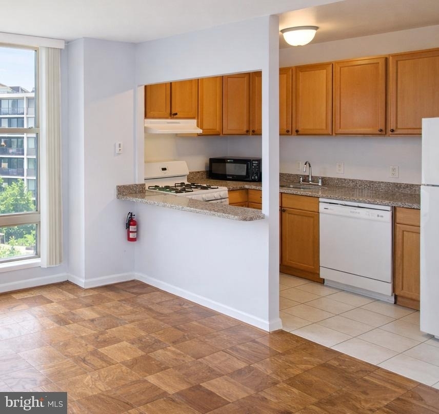 1260 21st Street Nw - Photo 5