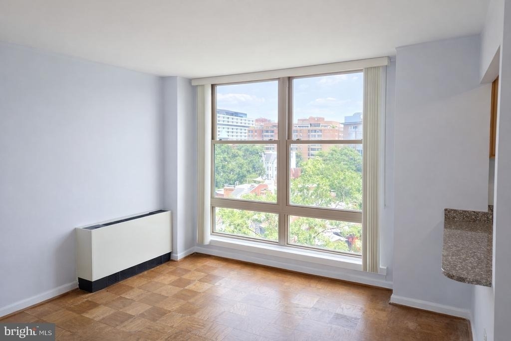 1260 21st Street Nw - Photo 2