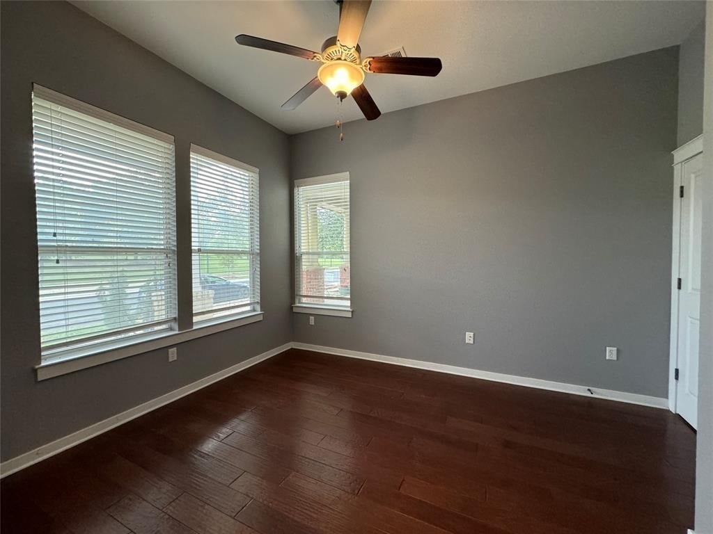 1925 Zach Scott St - Photo 3