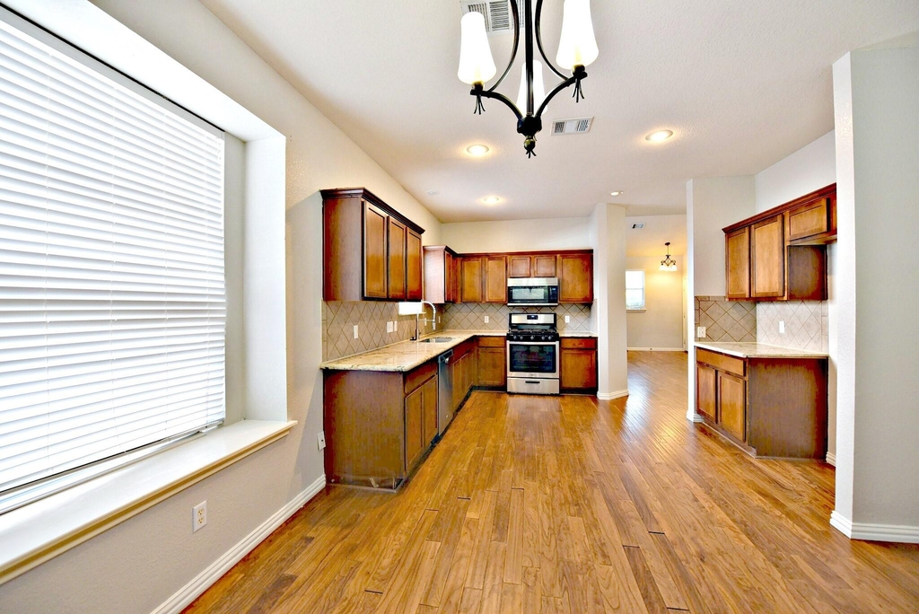 104 Mertz Ln - Photo 4