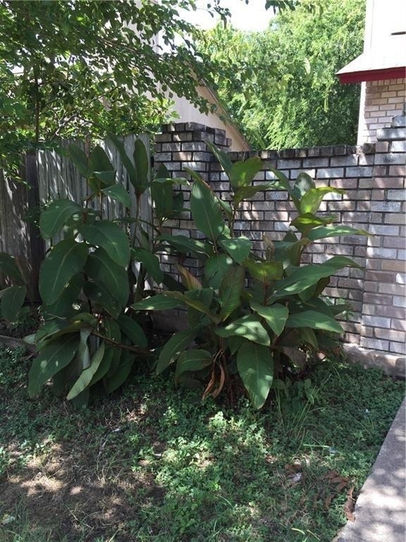 1801 Mearns Meadow Blvd - Photo 4