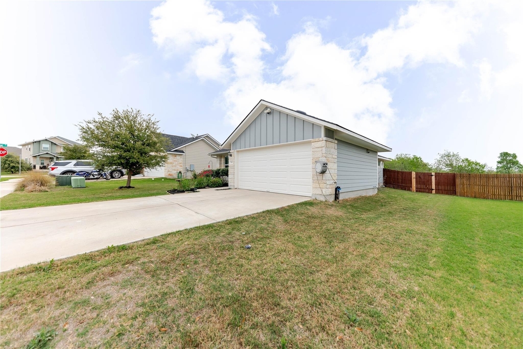 303 Schuyerville Dr - Photo 22