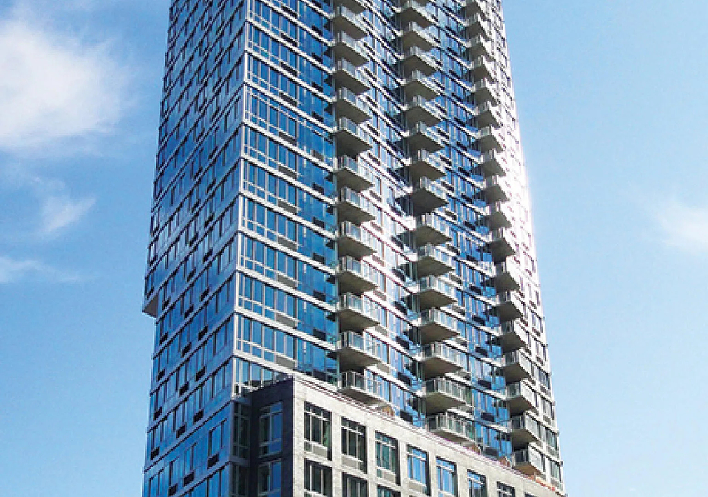 4615 Center Boulevard  - Photo 4