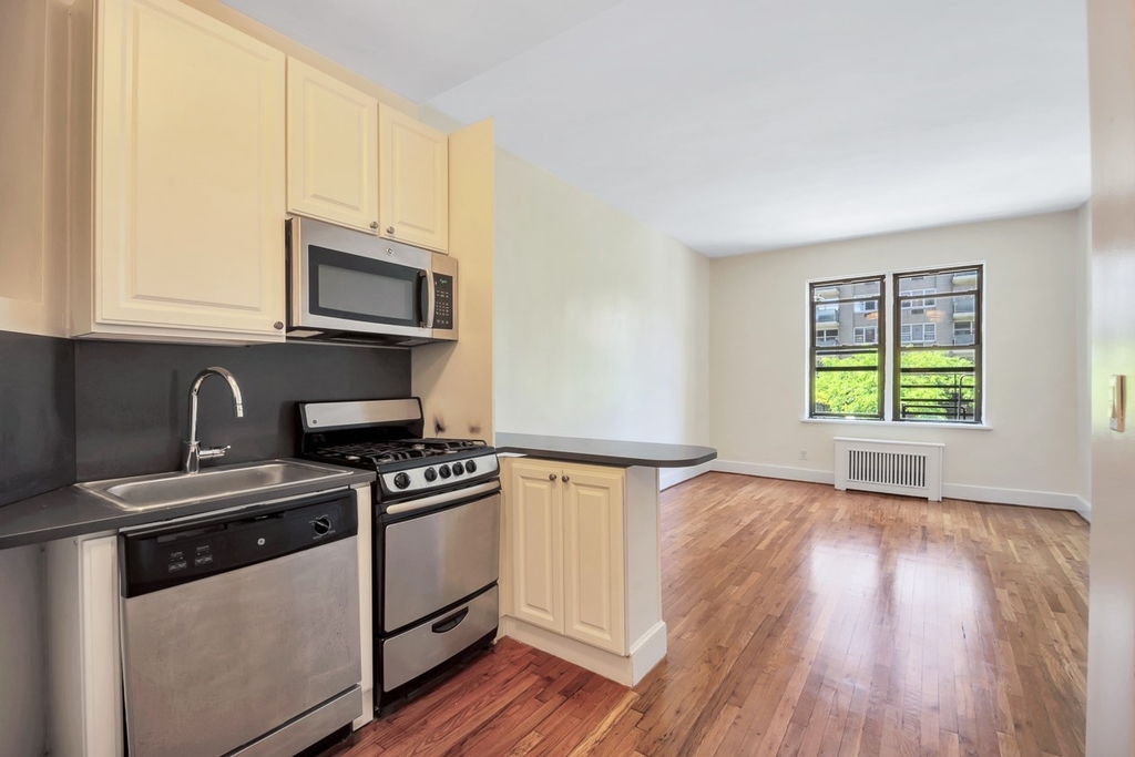 East 74th Street - Photo 1