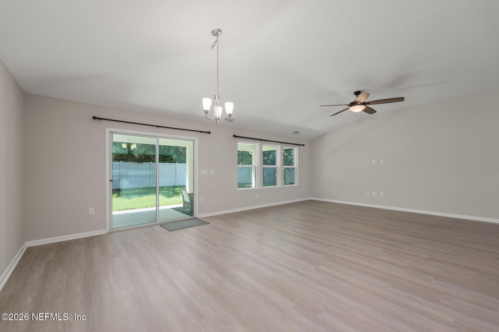 5132 Oak Bend Avenue - Photo 10