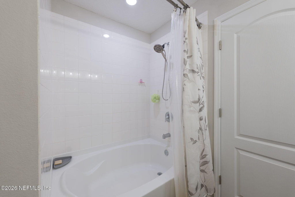 5132 Oak Bend Avenue - Photo 18