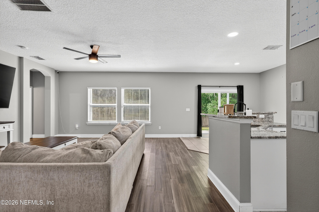 2038 Creekmont Drive - Photo 6