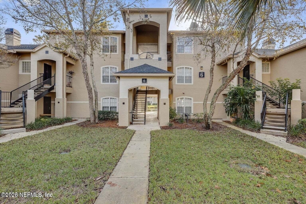 1701 The Greens Way - Photo 1