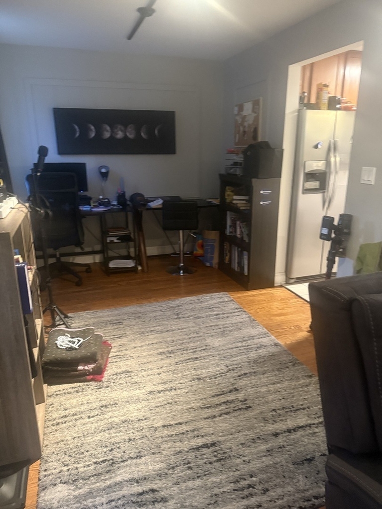 2501 W Touhy Avenue - Photo 4