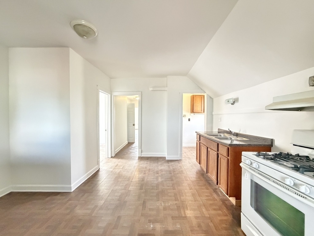 1609 N Mcvicker Street - Photo 4