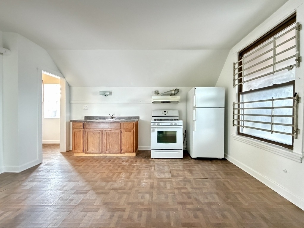 1609 N Mcvicker Street - Photo 1