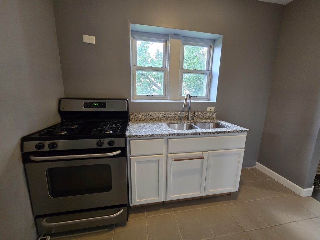 834 N Christiana Avenue - Photo 14