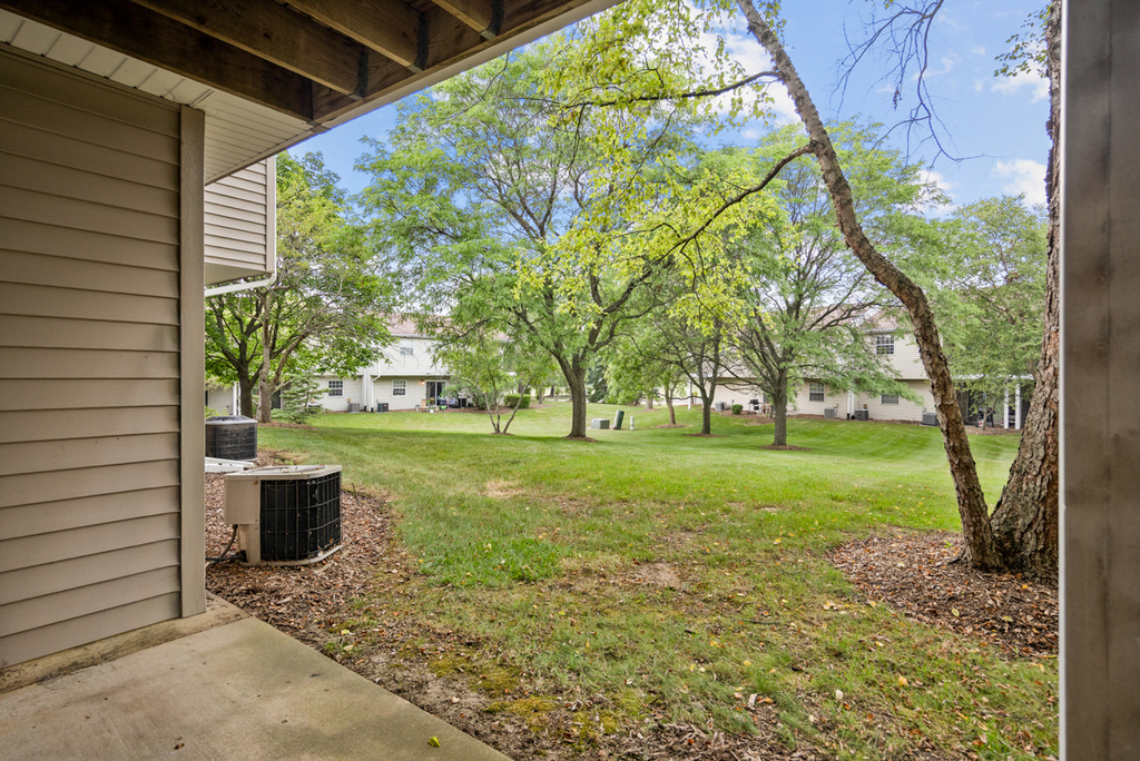 546 E Shag Bark Lane - Photo 17