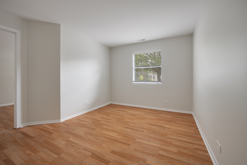 546 E Shag Bark Lane - Photo 9