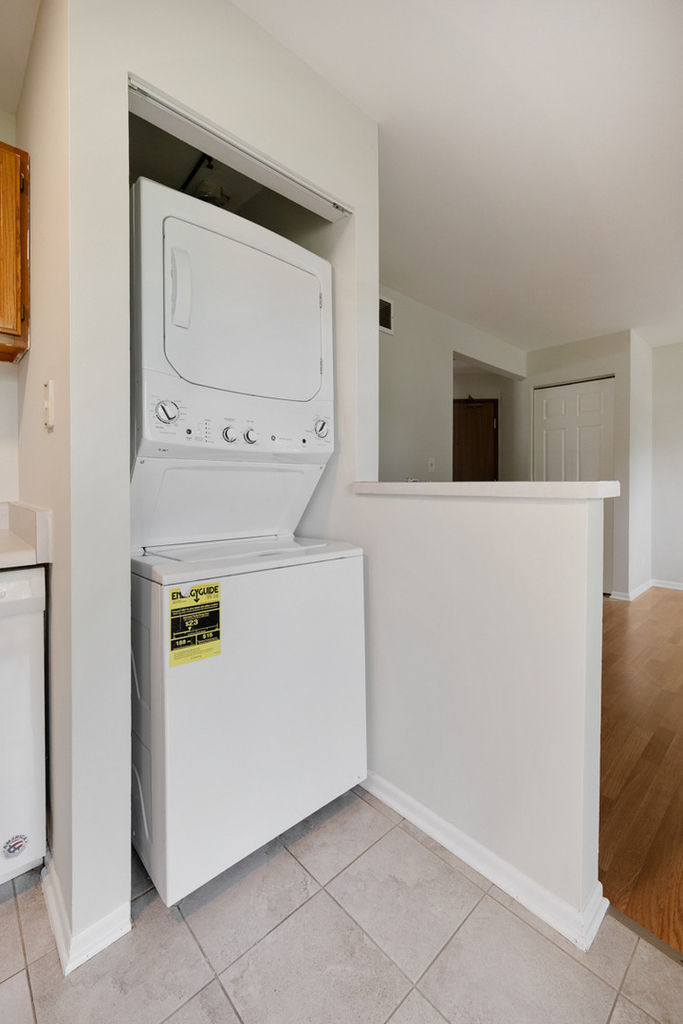 546 E Shag Bark Lane - Photo 8