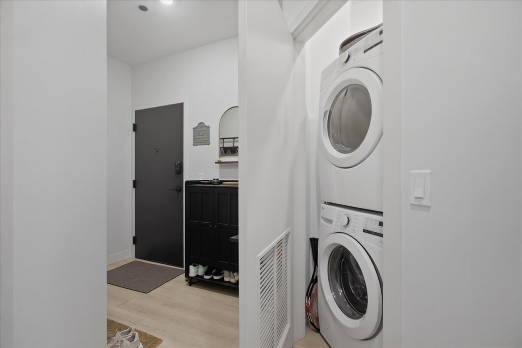 948 W Sunnyside Avenue - Photo 10
