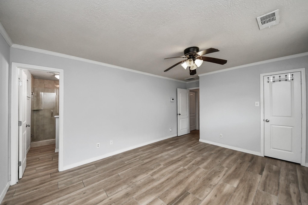 5954 Beaudry Drive - Photo 32