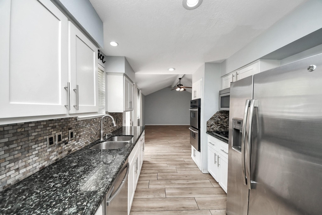 5954 Beaudry Drive - Photo 15