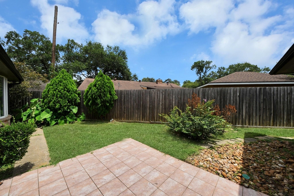 5954 Beaudry Drive - Photo 34