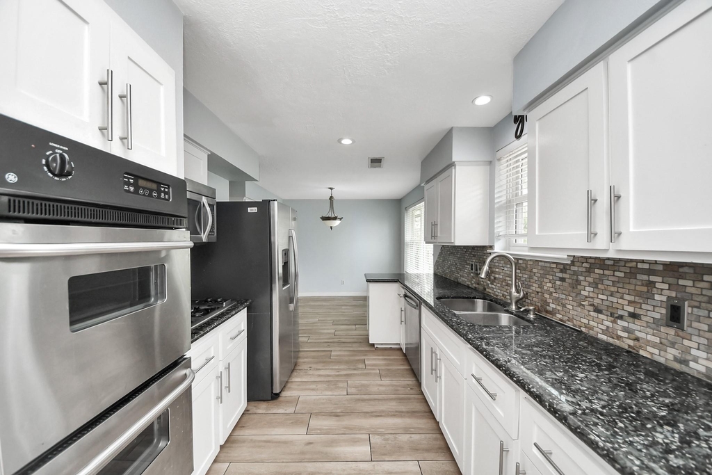 5954 Beaudry Drive - Photo 12