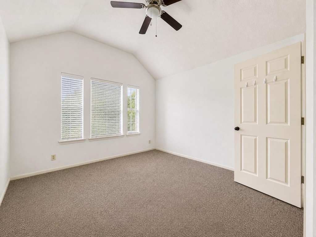 6303 Carissa Court - Photo 9