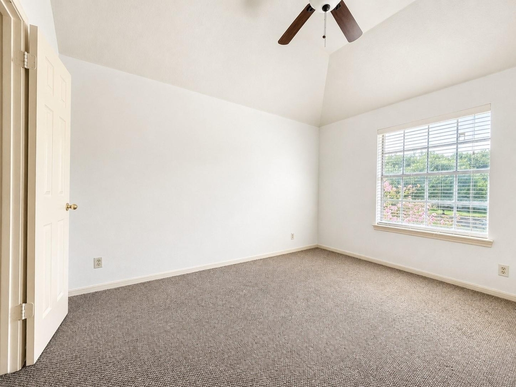 6303 Carissa Court - Photo 8