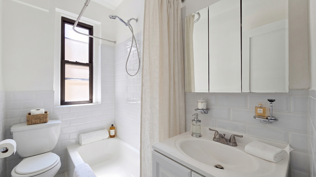 4960 Broadway - Photo 3