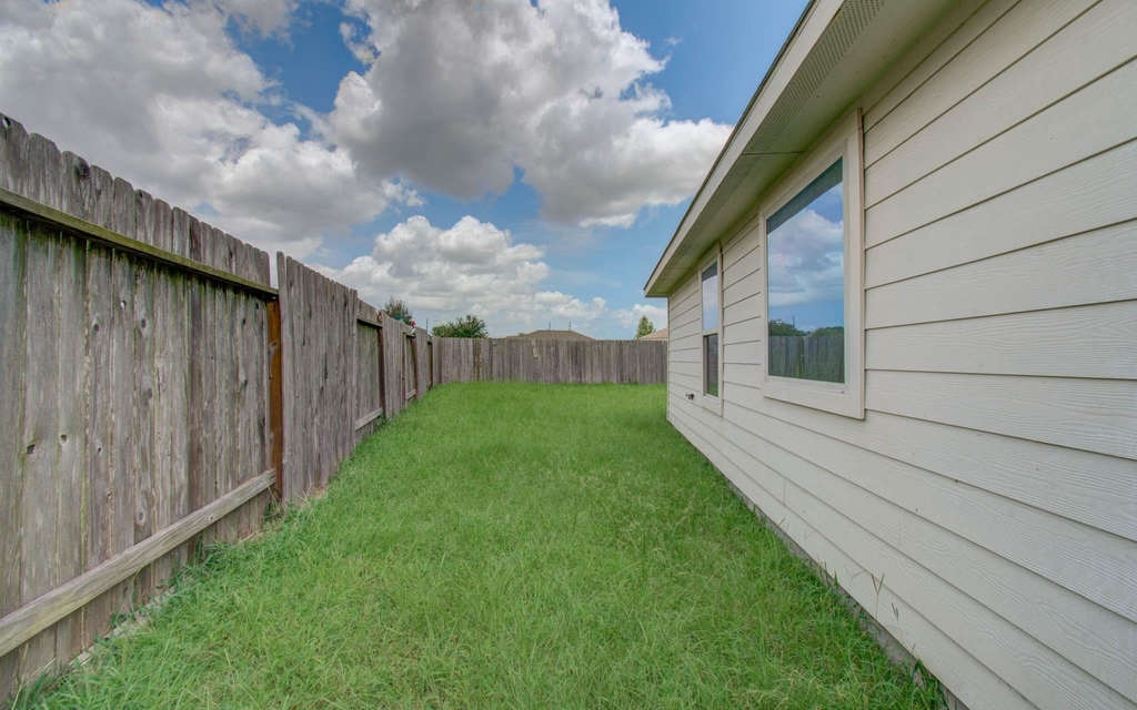 23023 Black Mountain Ash Court - Photo 31