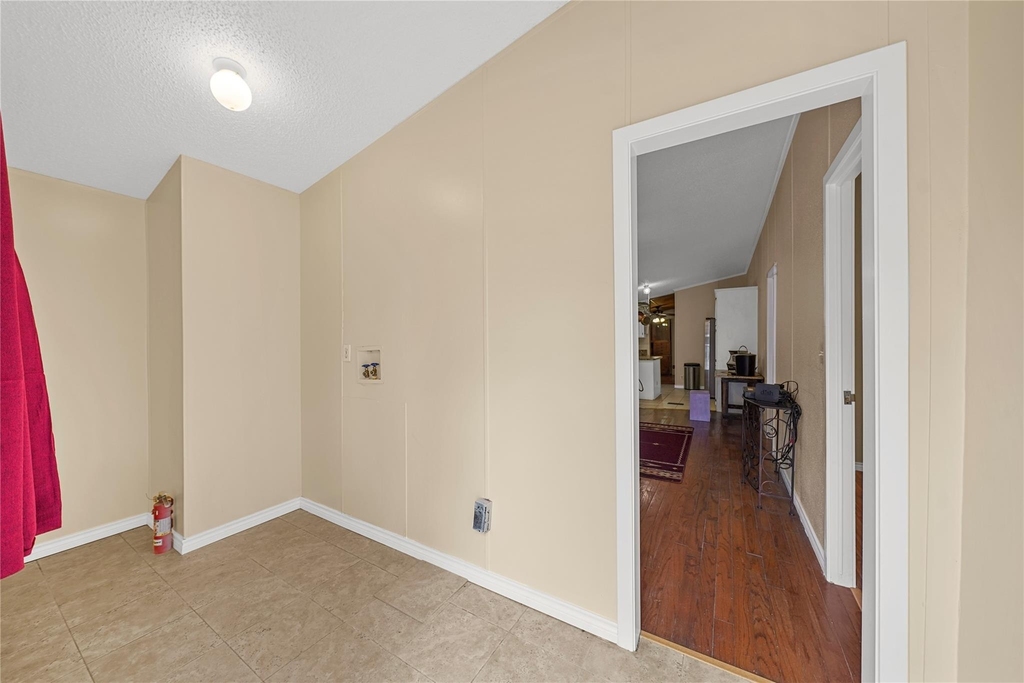 19645 Nordt Road - Photo 18