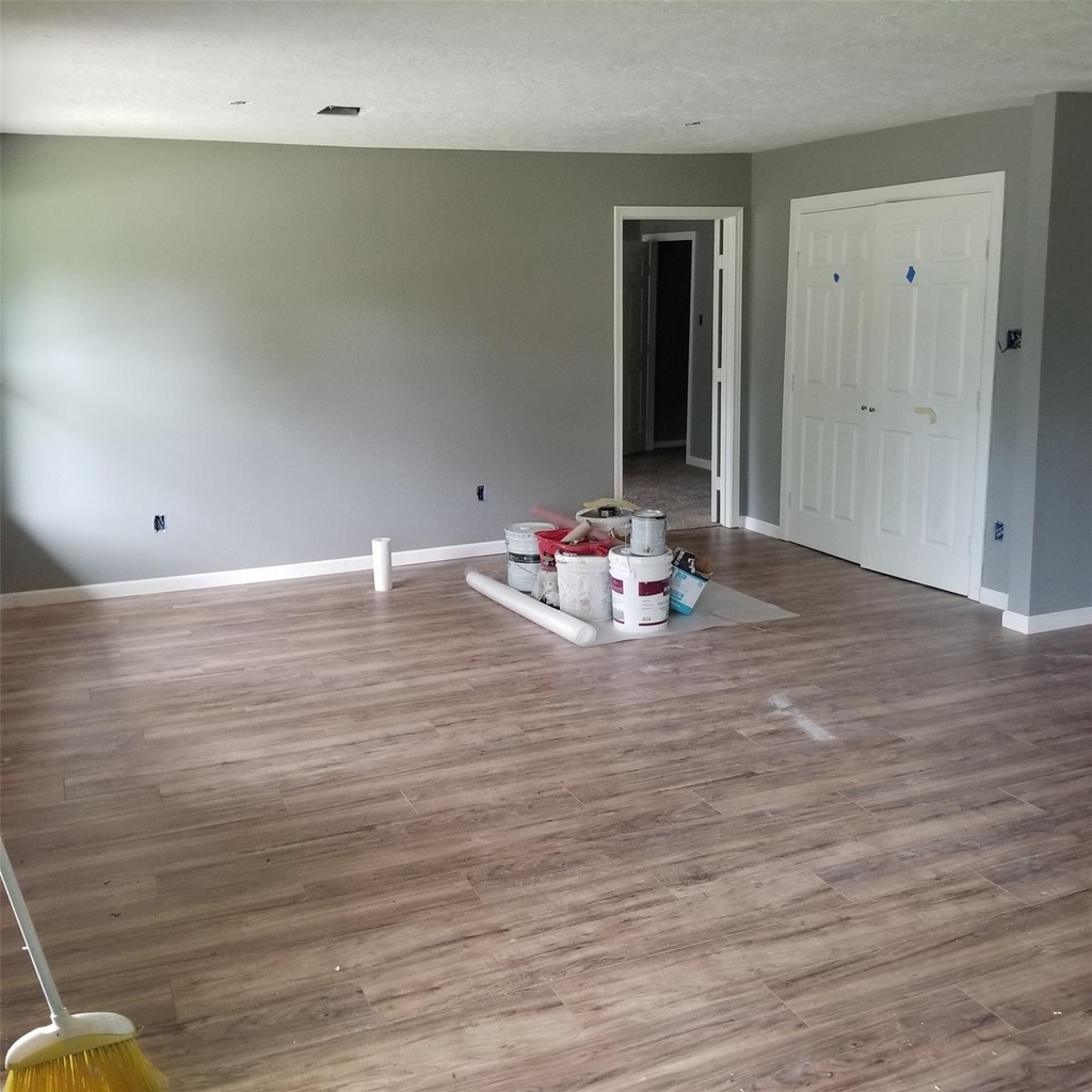 5831 Southford Street - Photo 4