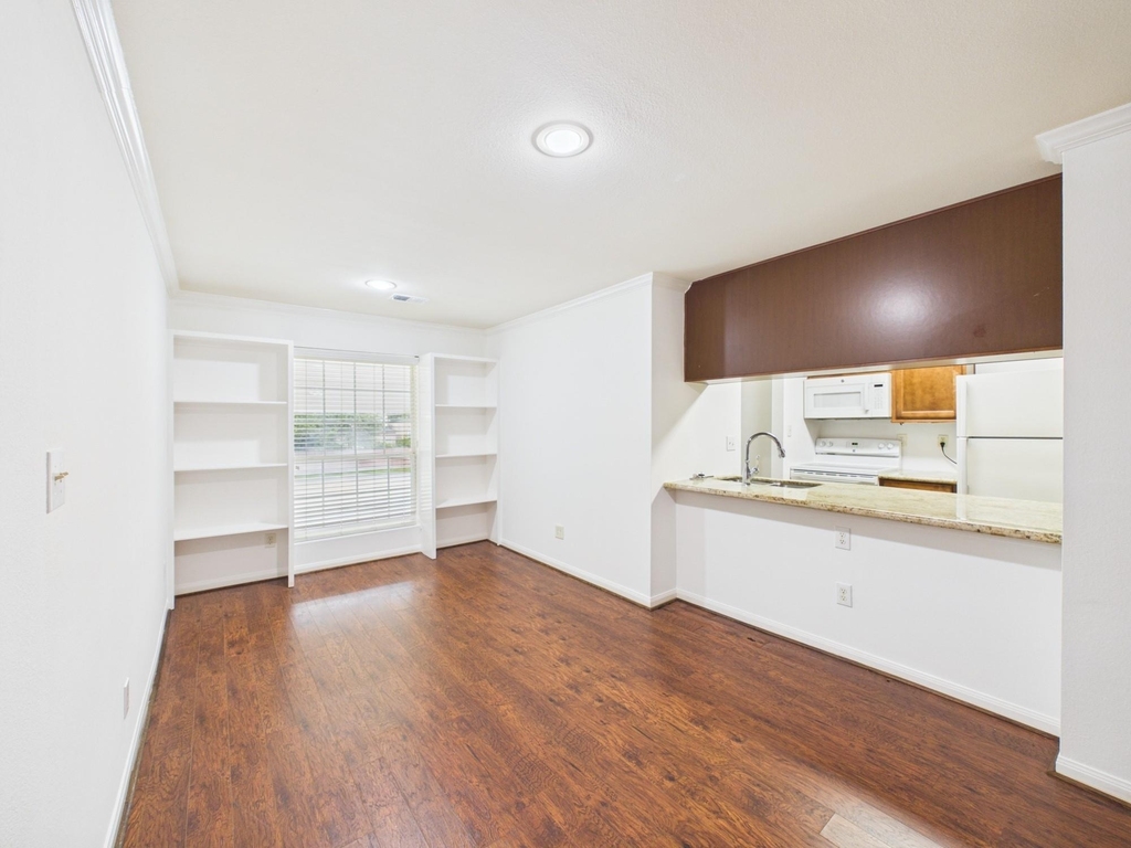 5333 Richmond Avenue - Photo 6