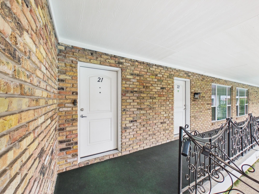 5333 Richmond Avenue - Photo 22