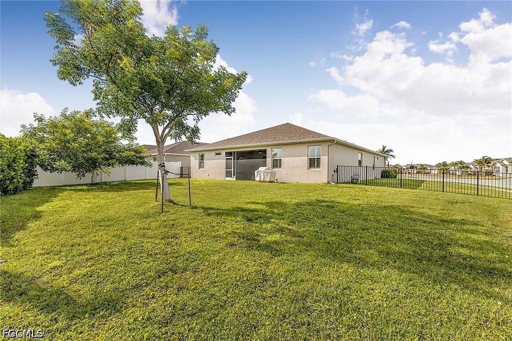 3391 Acapulco Circle - Photo 37