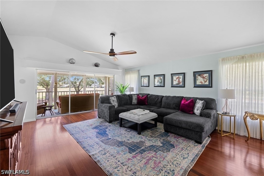 6290 Bellerive Avenue - Photo 2