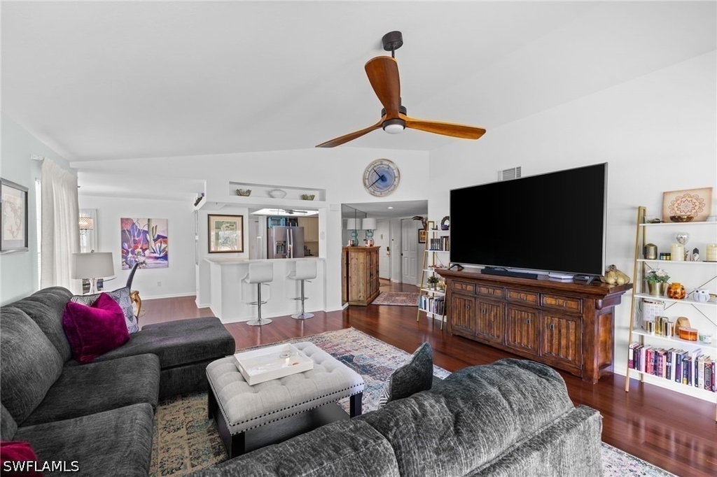 6290 Bellerive Avenue - Photo 8