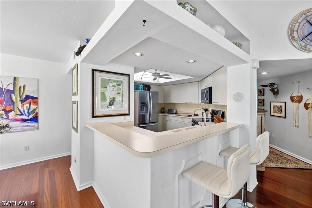 6290 Bellerive Avenue - Photo 11