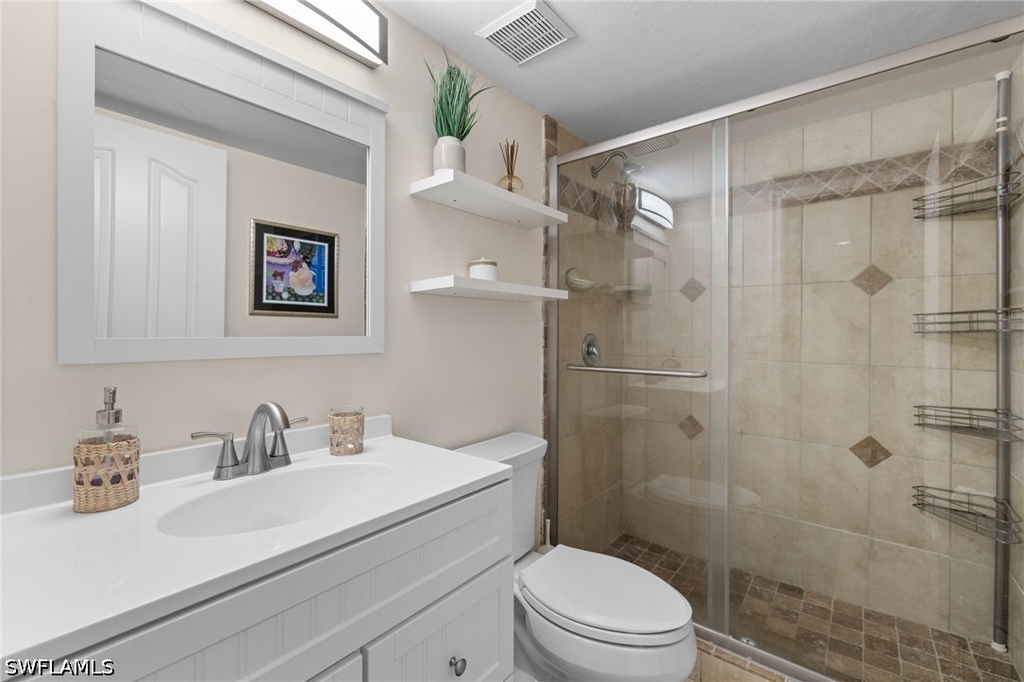 6290 Bellerive Avenue - Photo 20