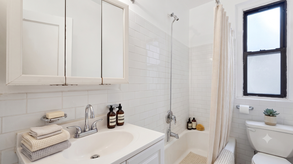 4960 Broadway - Photo 3