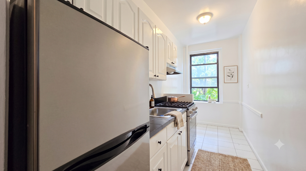 4960 Broadway - Photo 1