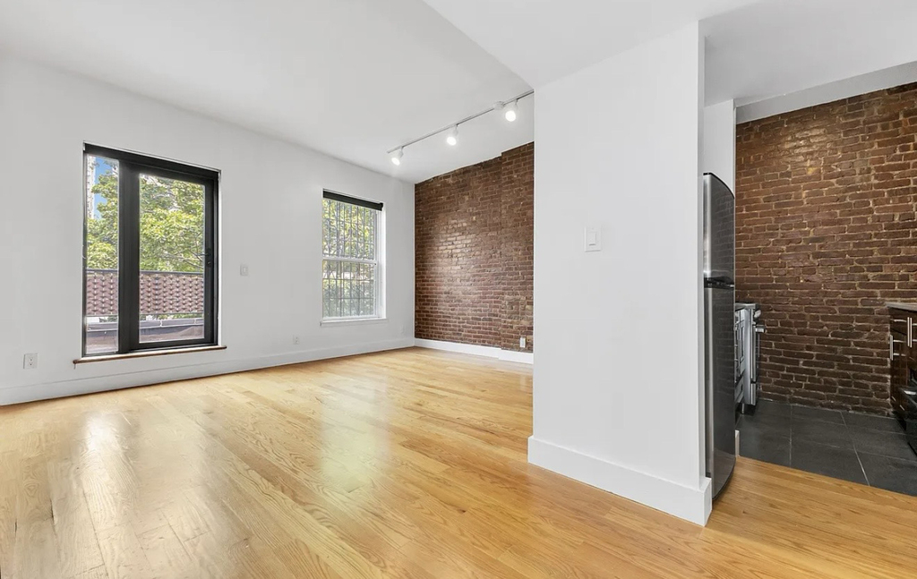 23 West 94th Street - Photo 0