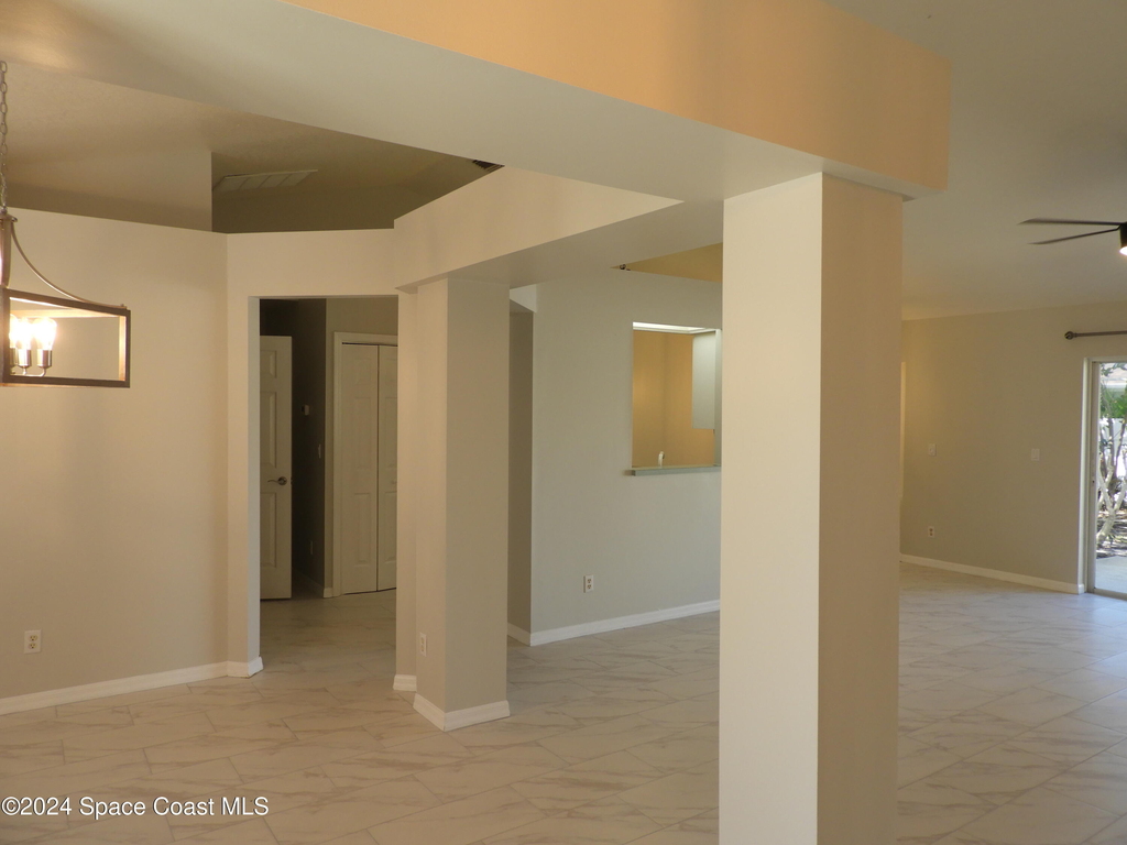 4825 47th Court - Photo 3