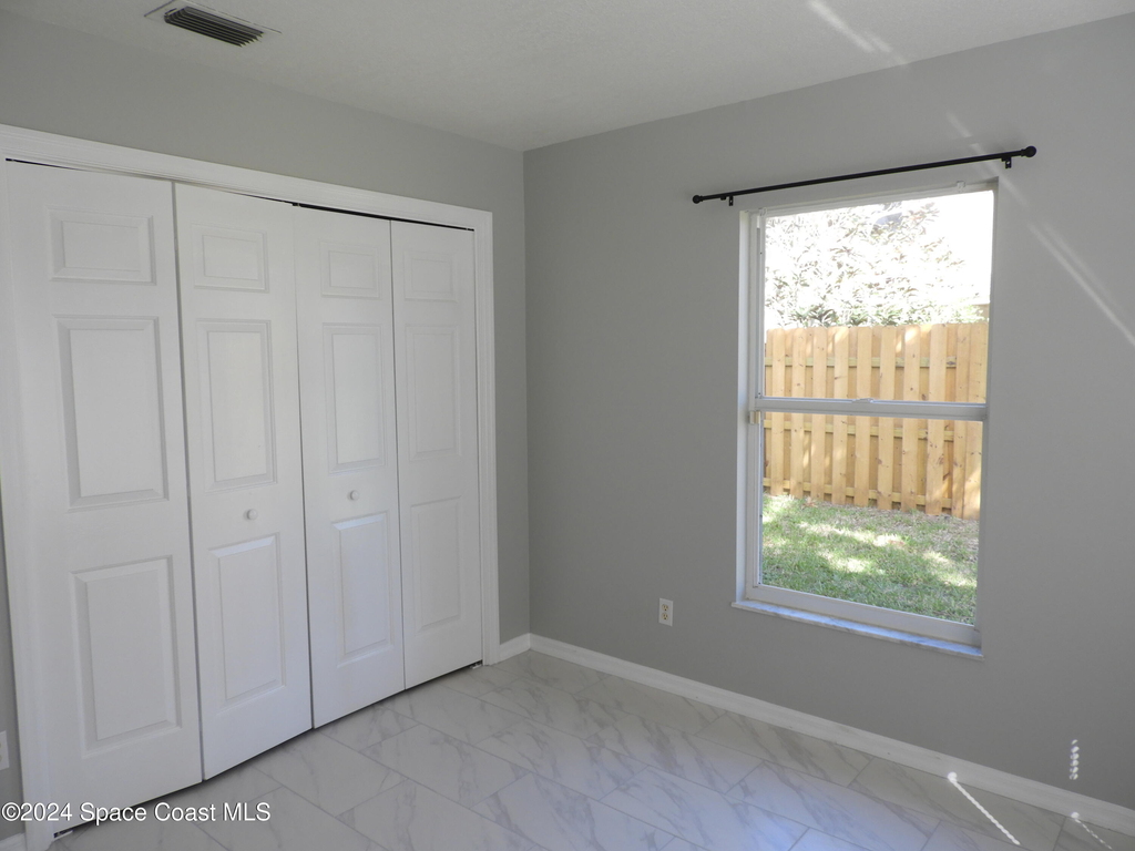 4825 47th Court - Photo 12
