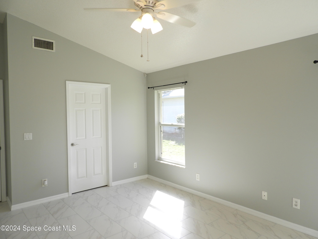 4825 47th Court - Photo 19