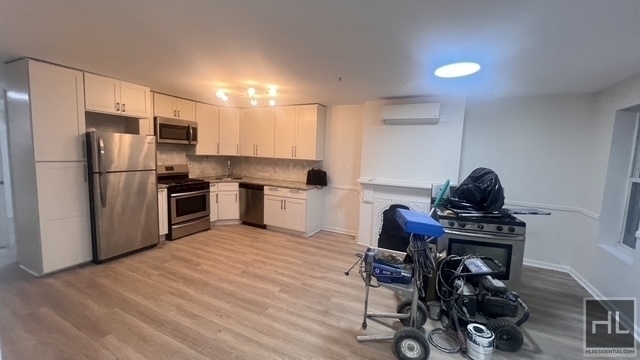 1195 St Marks Avenue - Photo 2
