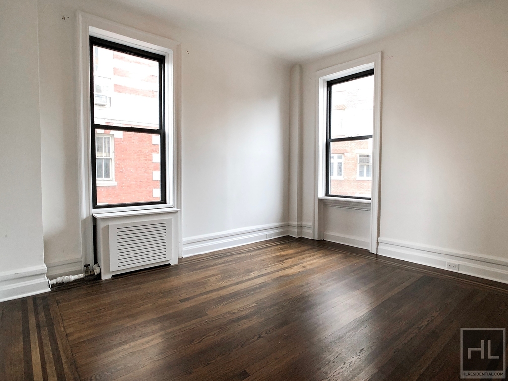 West 72 Street - Photo 2