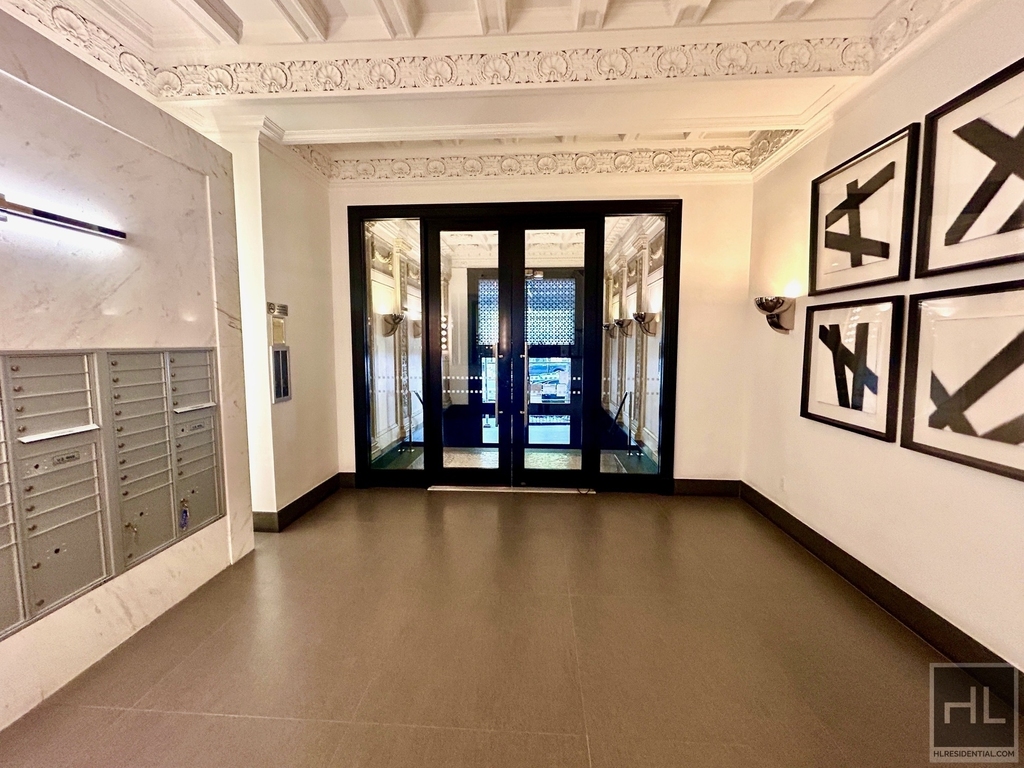 West 72 Street - Photo 8