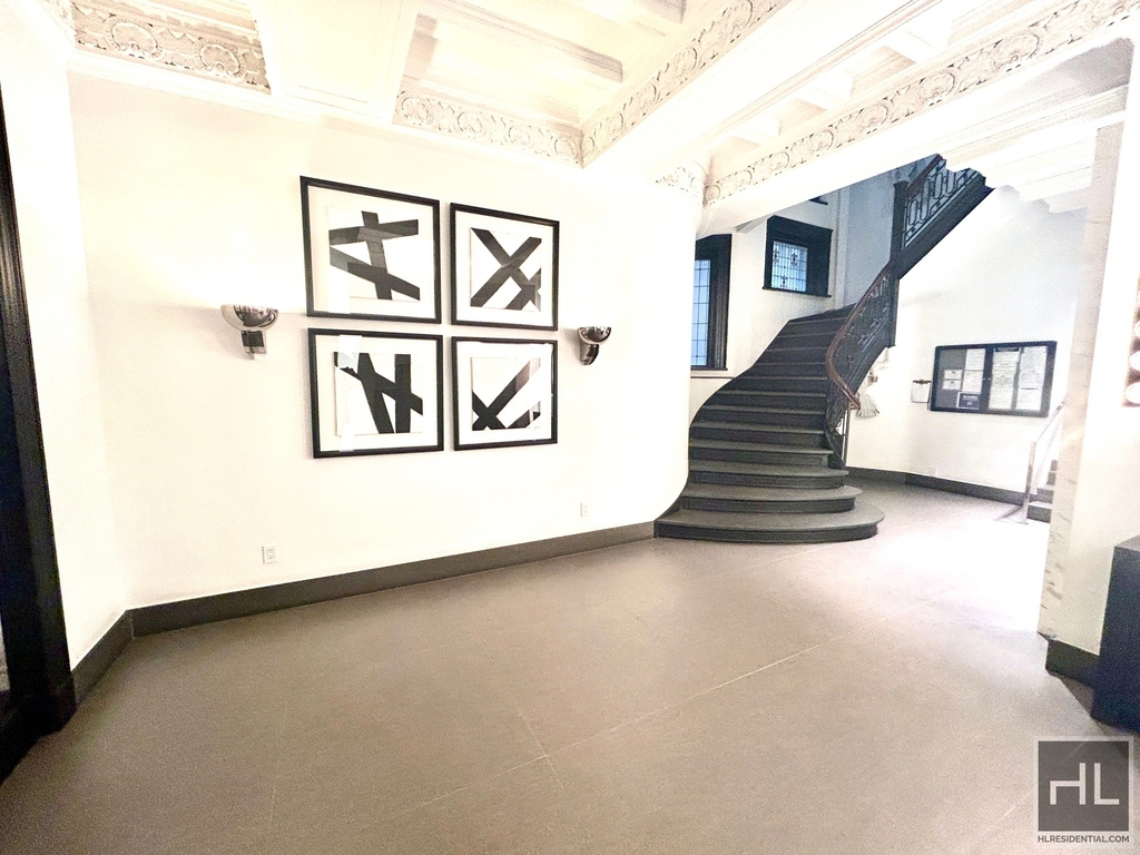 West 72 Street - Photo 7